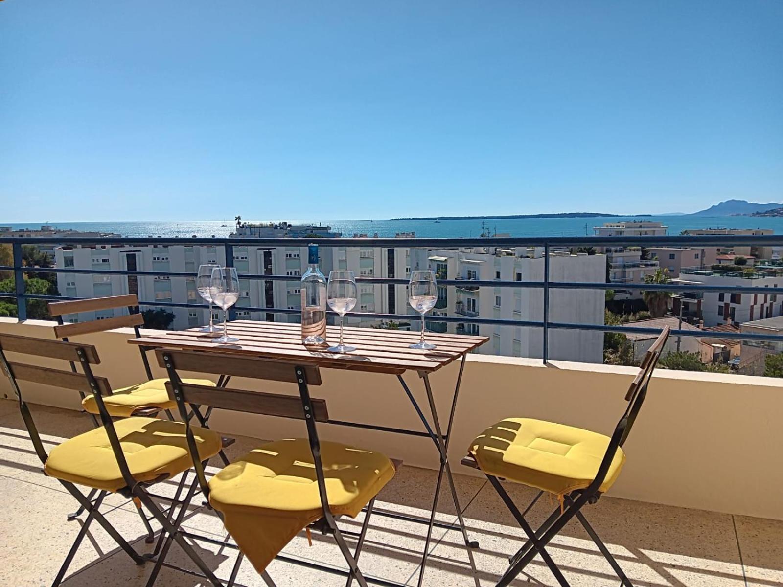 3 Pieces Vue Mer - Clim - 5 Min De La Plage A Pied Antibes Dış mekan fotoğraf